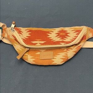 Roxy Men's Belt Bag in Tan and Orange